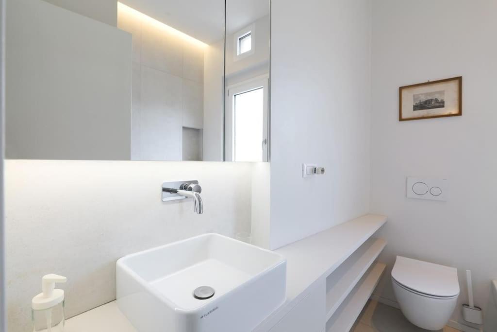 Apartment Contempora - Trilocale Fontana 22 Mailand